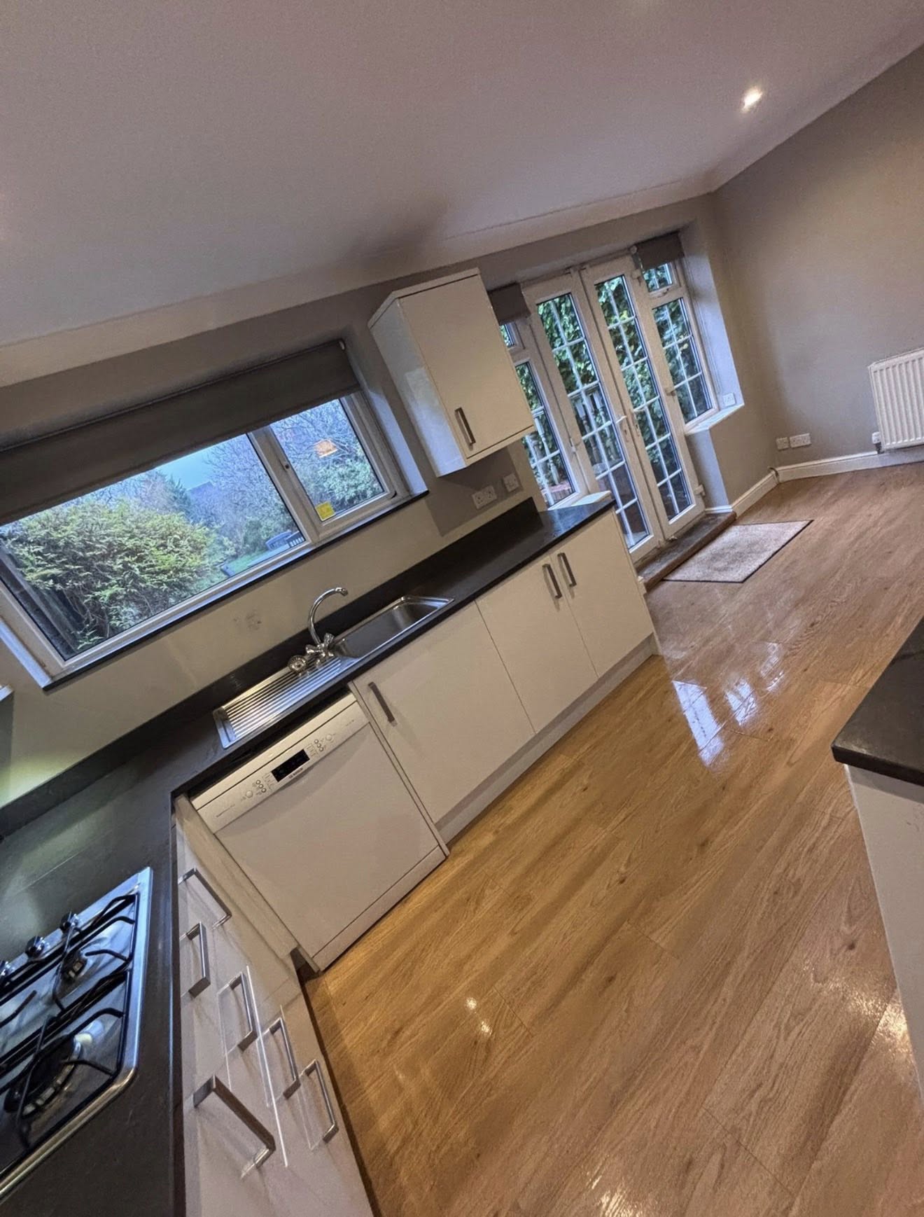 Sparkling clean home by Sparkalish